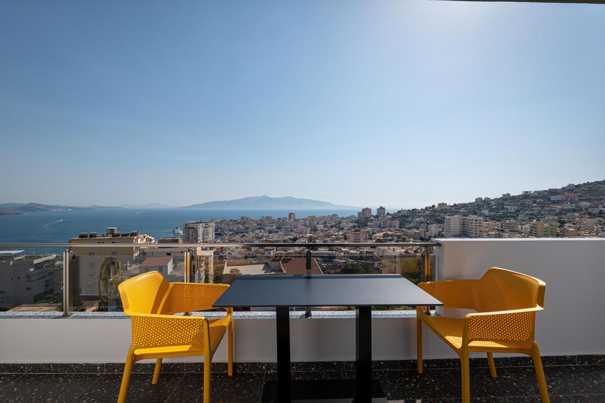 Euphoria Apartments Sarande Exterior photo